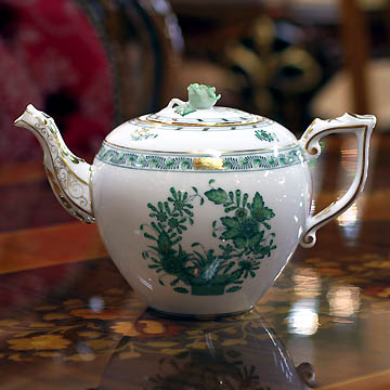 ヘレンド(HEREND)インドの華・グリーン(INDIAN FLOWER - GREEN)の特価販売