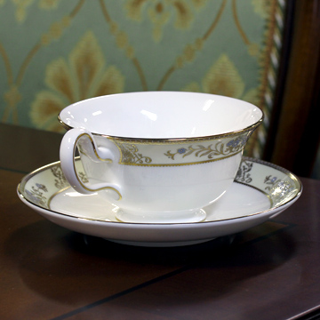 ウェッジウッド(Wedgwood)クリブデン(Cliveden)洋食器の特価販売